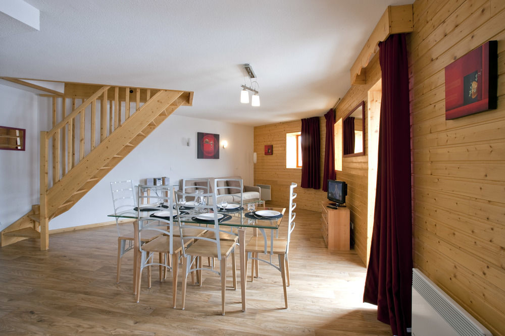 Les Balcons De Recoin - Chamrousse Aparthotel Eksteriør bilde